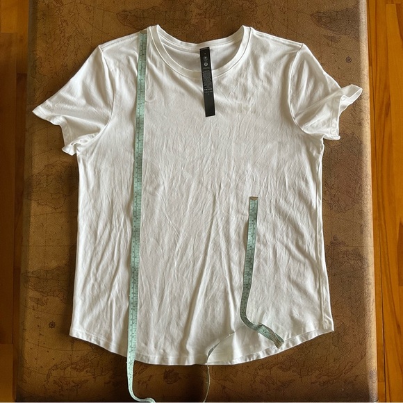 Lululemon Love Crew t-shirt Team Canada - Picture 6 of 10